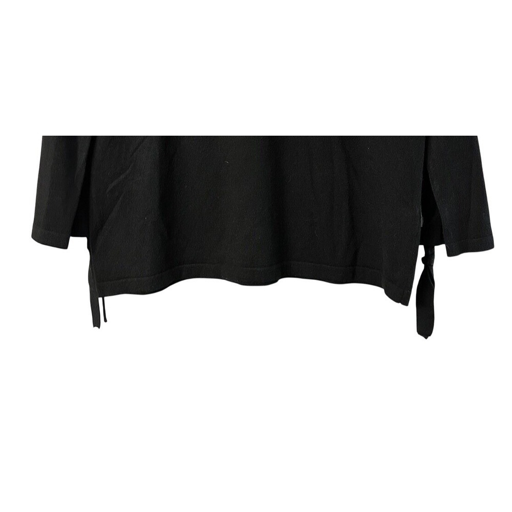 NWT Vince Camuto Womens Long Lace Sleeve Pullover V Neck Black Sweater Size PM - Picture 4 of 12